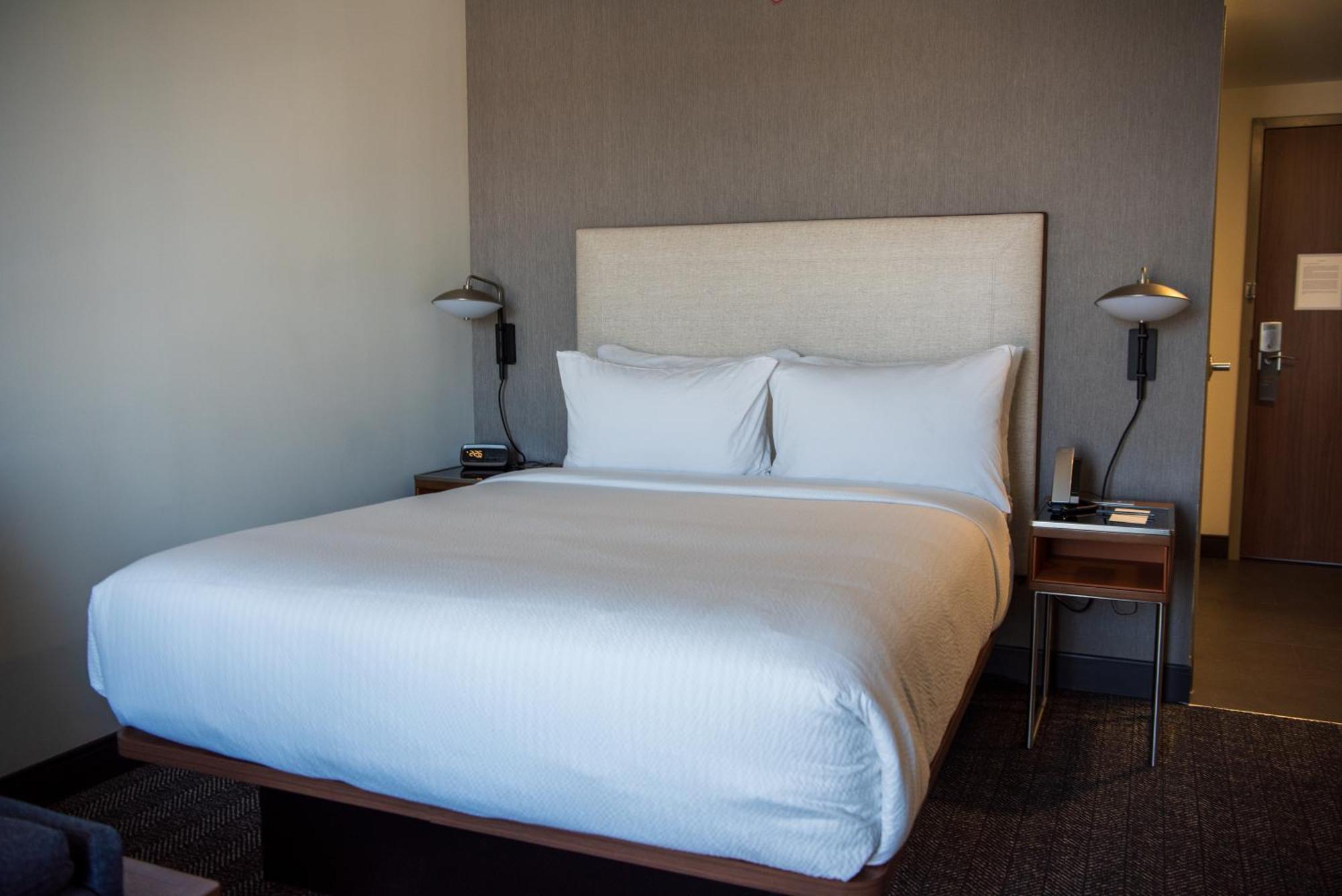 Courtyard By Marriott Lake City Zewnętrze zdjęcie