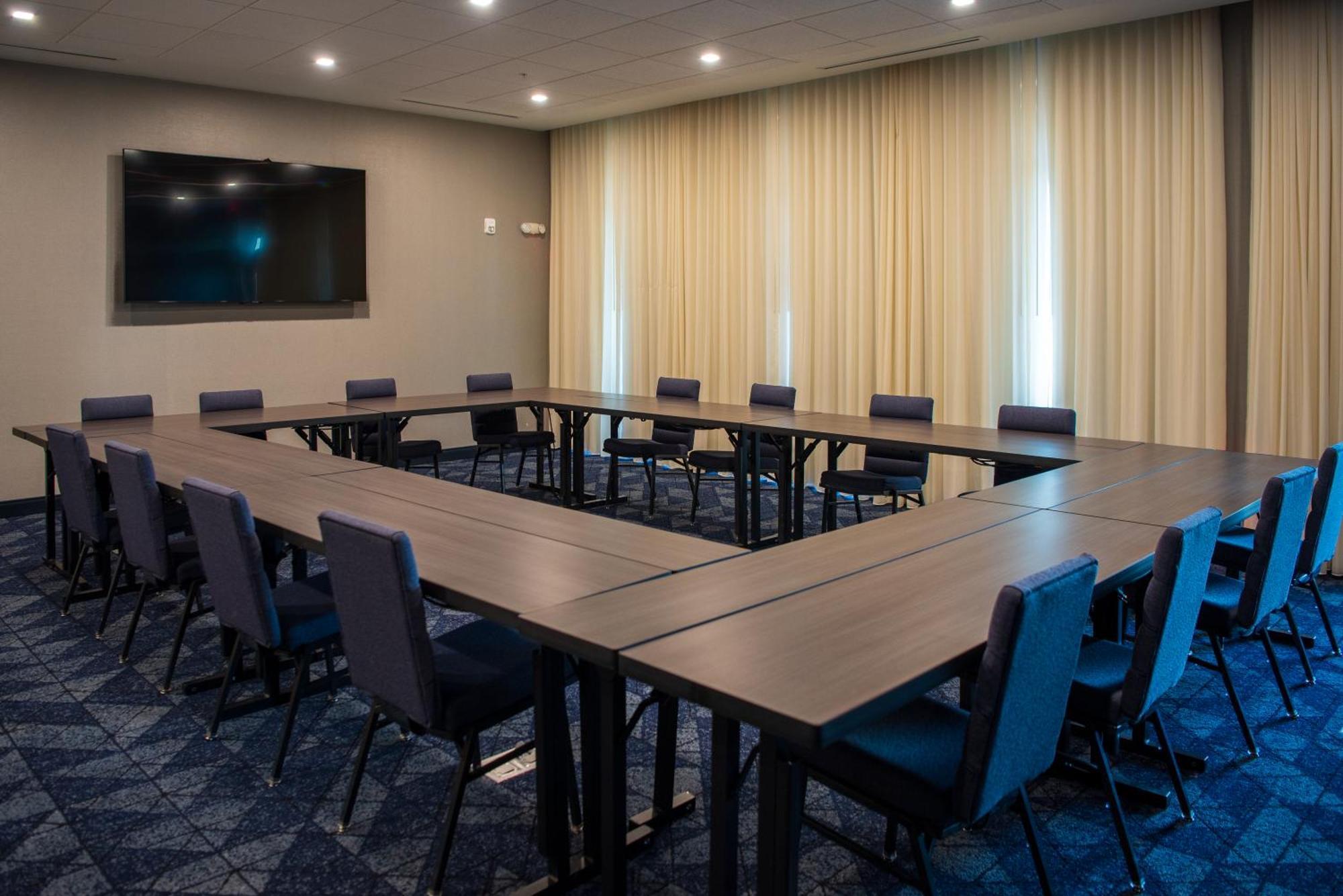 Courtyard By Marriott Lake City Zewnętrze zdjęcie