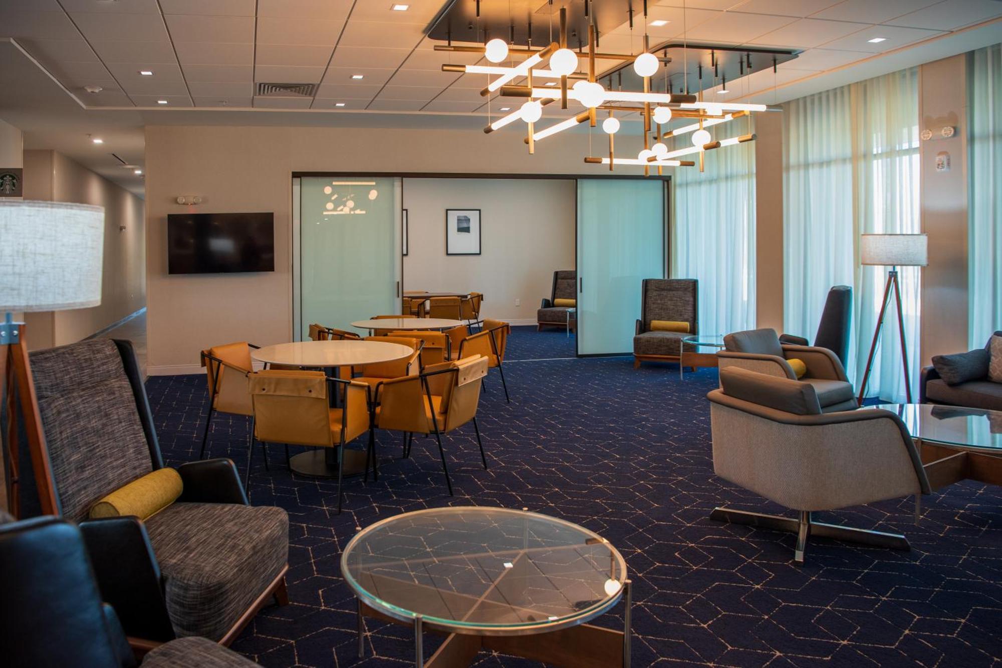 Courtyard By Marriott Lake City Zewnętrze zdjęcie