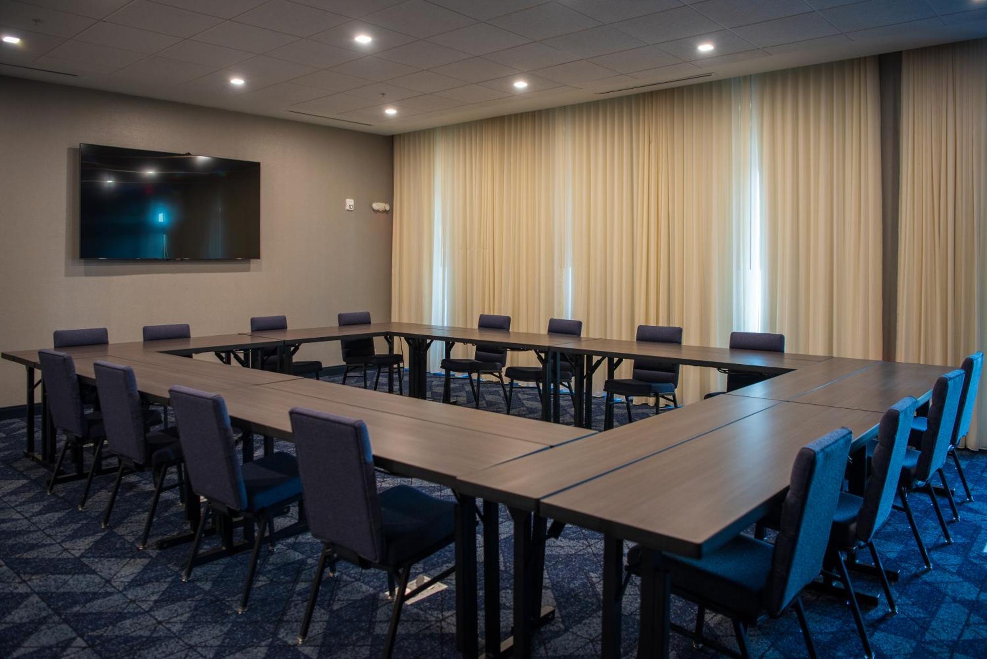 Courtyard By Marriott Lake City Zewnętrze zdjęcie