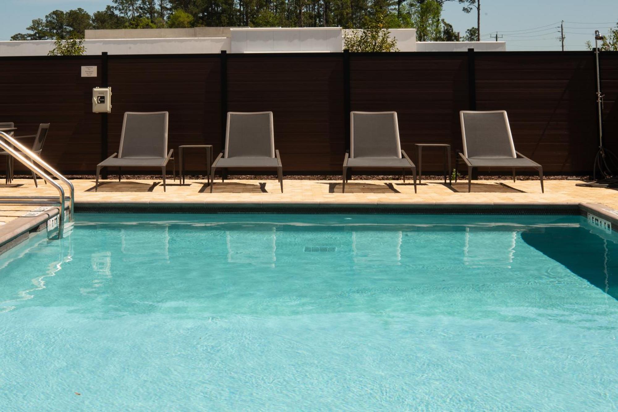 Courtyard By Marriott Lake City Zewnętrze zdjęcie