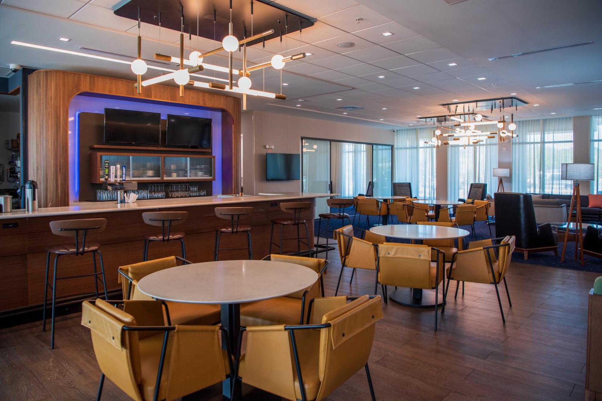 Courtyard By Marriott Lake City Zewnętrze zdjęcie